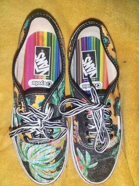 Vans Crayola Artistic Low-Top Sneakers
